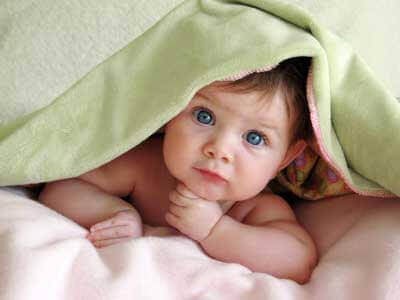 על הספה - כתבות ומאמרים - התפתחות הויסות העצמי אצל תינוקות ופעוטות