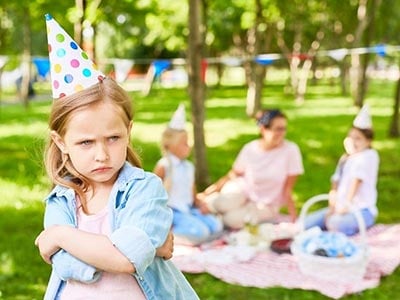 קנאה אצל ילדים – למה זה קורה ומה אפשר לעשות? - צוות על הספה