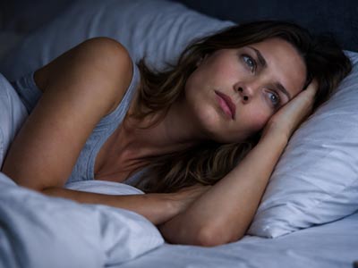 למה אני לא מצליח לישון? כששינה הופכת למאבק לילי מתיש