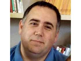 רועי אגמי-טיפול פסיכולוגי בילדים בצפון