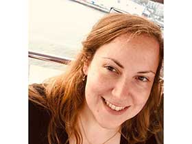 מיכל מאיר-טיפול בהבעה ויצירה בסקייפ