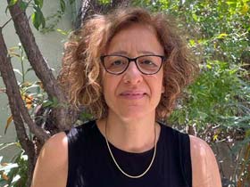 אורלי צרפתי פרידמן-פסיכולוגית קלינית מומחית-מטפלים בחרדות בגבעתיים
