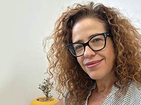 אירית גלינה-פסיכותרפיה cbt וטיפול באומנויות פסיכודרמה - מדריכי הורים באשקלון