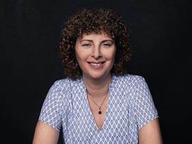 אתי פולג-פסיכותרפיסטית ועוס קלינית - מטפלים מומלצים  בנס ציונה