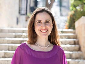 בתיה פילזר-עו''ס קלינית MSW - טיפול פסיכולוגי בשיטת EMDR בירושלים