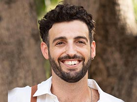 גיא גורן-מטפל בפסיכודרמה-טיפול בהבעה ויצירה ב