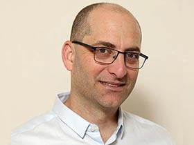 גיא קליגמן-פסיכולוג קליני מומחה פסיכולוג חינוכי מומחה ומדריך-מטפלים בהפרעות אכילה בירושלים