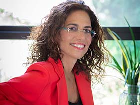 גלית מדרשי-מטפלת ליחידים, זוגית ומשפחתית מוסמכת-טיפול זוגי באזור השרון - מטפל זוגי בשרון - מטפלת זוגית בשרון