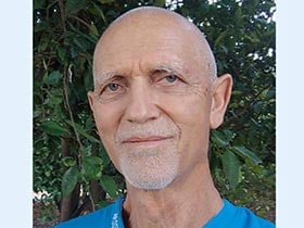 דב אבן-זהב-פסיכולוג מומחה בכיר -טיפול משפחתי באזור השרון - מטפל משפחתי בשרון - מטפלת משפחתית בשרון