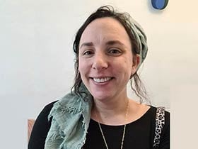 דבורה סתיו-מנדלבאום-פסיכולוגית קלינית - מטפלים בהתמודדות עם משברי חיים  ירושלים