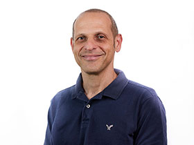 דני לנדאו-פסיכותרפיסט-מטפלים בנושאי בריאות הנפש באזור הגליל המערבי