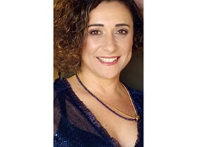 דנית צור שליו-פסיכולוגית התפתחותית מומחית - מטפלים בבעיות שינה בשפלה