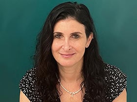 דפנה אבישי-עובדת סוציאלית MSW, פסיכותרפיה - מטפלים בהתמכרויות ב
