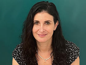 דפנה אבישי-עובדת סוציאלית MSW, פסיכותרפיה-מטפלים בדיכאון  בגבעתיים