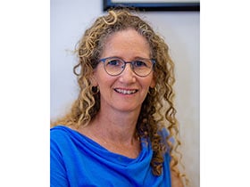 דפנה נחשון-עובדת סוציאלית, פסיכותרפיסטית קוגניטיבית התנהגותית CBT - מטפלים מומלצים  בנהריה