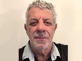 דר אהרון שבי-עובד סוציאלי - מאבחנים בנס ציונה