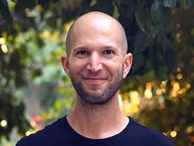 דר ארז עיבל-נווה-פסיכולוג קליני מומחה - טיפול פסיכולוגי בשיטת EMDR בחדרה