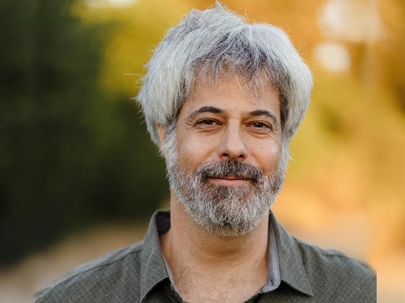 דר יונתן דוידוב - עובד סוציאלי מומחה בטיפול בטראומה וחרדות