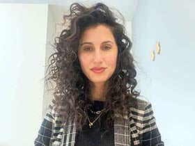 דר מילנה בנימין-מומחית בפסיכיאטריה ופסיכותרפיסטית.  - פסיכיאטר  במרכז