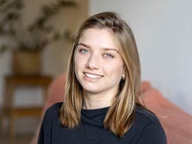 דר שיר צור-פסיכולוגית קלינית מומחית  - מטפלים בחרדות בנתניה