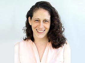 הילה לב ארי-פסיכולוגית קלינית מומחית - מטפלים בחרדות ב