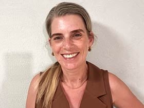 יעל גרונברג כהן-פסיכותרפיסטית CBT מוסמכת - מטפלים בחרדות ב