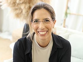 לימור קליין-עובדת סוציאלית - מטפלים בהתמכרויות בעפולה