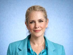 מאיה ריפטין-עו''ס, פסיכותרפיסיטית CBT - מטפלים בהתמכרויות ב