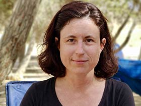 מגל שחר-פסיכולוגית קלינית וחינוכית-מטפלים בפוסט טראומה בפרדס חנה כרכור