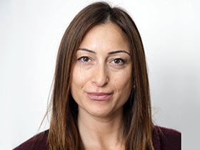מרין אוסטרוברוד-עובדת סוציאלית קלינית -   