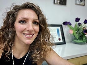 מרינה ברין-קלינאית תקשורת, מוסמכת לטיפול בטראומה - קלינאית תקשורת  