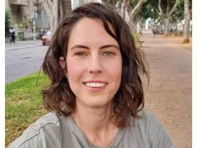 נועה ברזניק-עובדת סוציאלית קלינית-מטפלים בחרדות ברמת גן