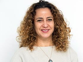 נטע דוד גשרי-עו''ס קלינית M. A, פסיכותרפיסטית - מטפלים בנושאי זהות מינית בכפר יונה