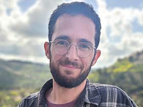 ערן צח-עובד סוציאלי קליני-מטפלים בחרדות בחוף הכרמל