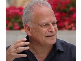 פרופ אברהם פלד-פסיכיאטר - פסיכיאטר  באונליין