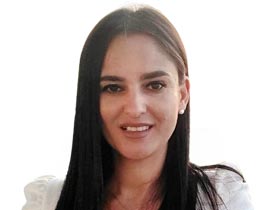 קרן קרוב-עובדת סוציאלית (MSW), תואר שני בתחום טיפול בטראומה. פסיכותרפיסטית קוגניטיבית התנהגותית-מטפלים בהתמודדות עם נכויות ומחלות כרוניות בחיפה
