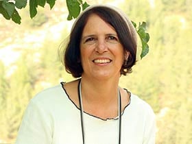 רוית כריבלי-MSW עובדת סוציאלית קלינית , פסיכותרפיסטית  - מטפלים מומלצים  באבן יהודה