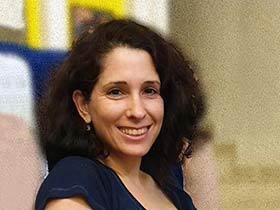 רות יוסף-פסיכולוגית חינוכית מומחית-מטפלים לקהילה הגאה בבנימינה וזכרון יעקב
