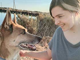 רותם נהור-מטפלת רגשית הנעזרת בבעלי חיים - מטפלים מומלצים  בכרמיאל