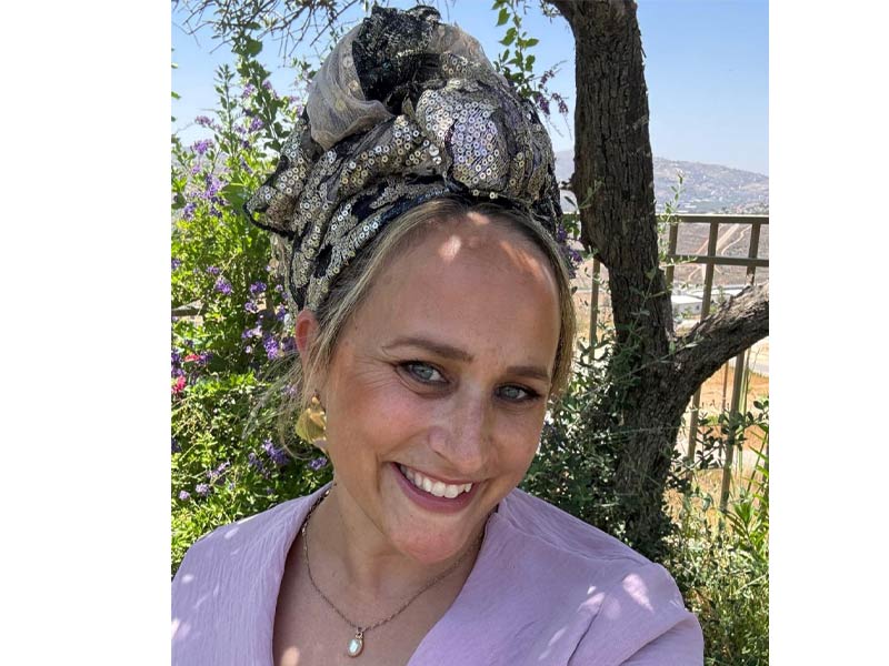 רחלי שטרן - מטפלת זוגית ומשפחתית 