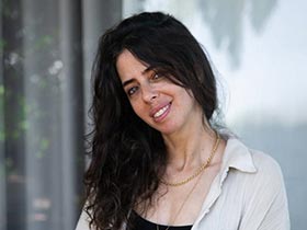 שירה אינגבר-כהן-פסיכולוגית קלינית מומחית - טיפול במבוגרים ובנוער, וטיפול זוגי-מטפלים באבל ואובדן בחדרה