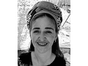 שרון קלנגל-עובדת סוציאלית קלינית - מטפלים בבעיות שינה  ירושלים